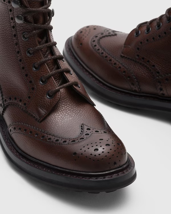 Highland Grain Lace-Up Boot Brogue Ebony