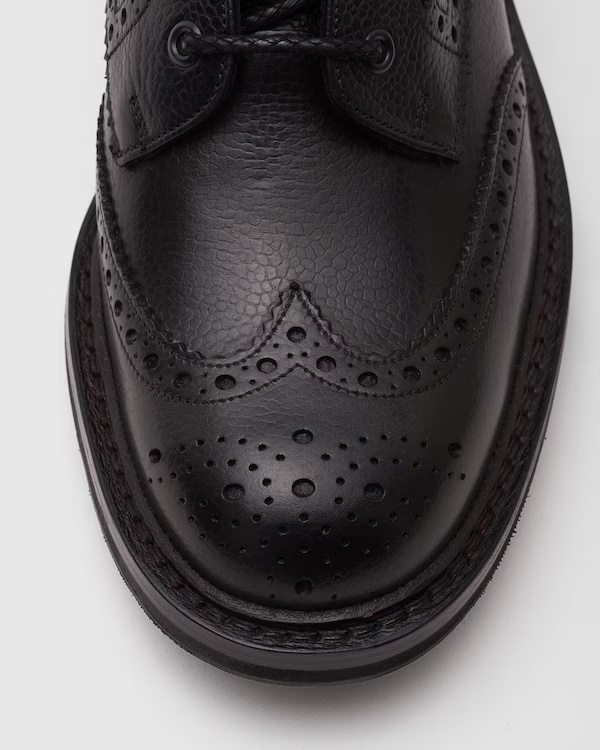 Highland Grain Lace-Up Boot Brogue Black