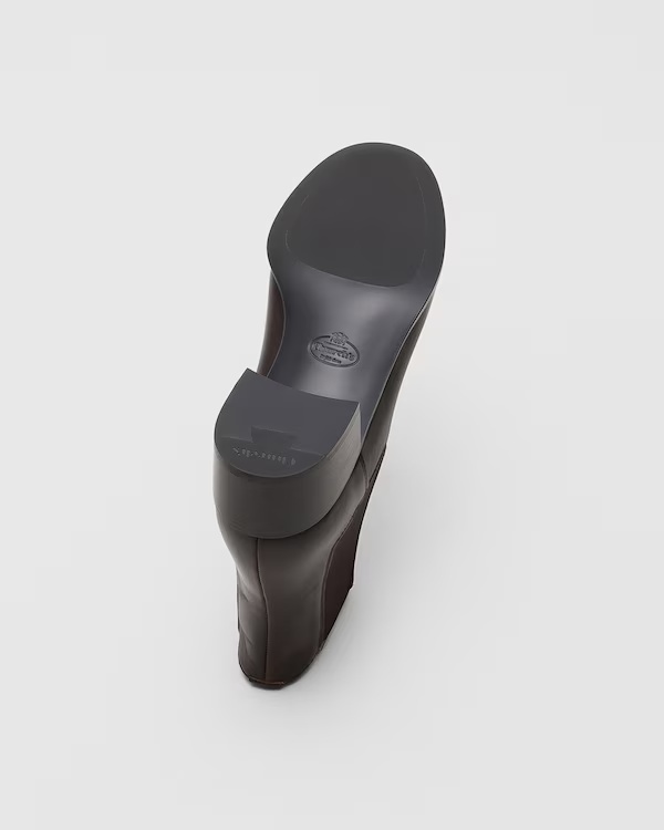 Polished Fumé Leather Chelsea Boot Tabac